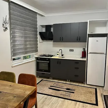 Apartment Center Suites